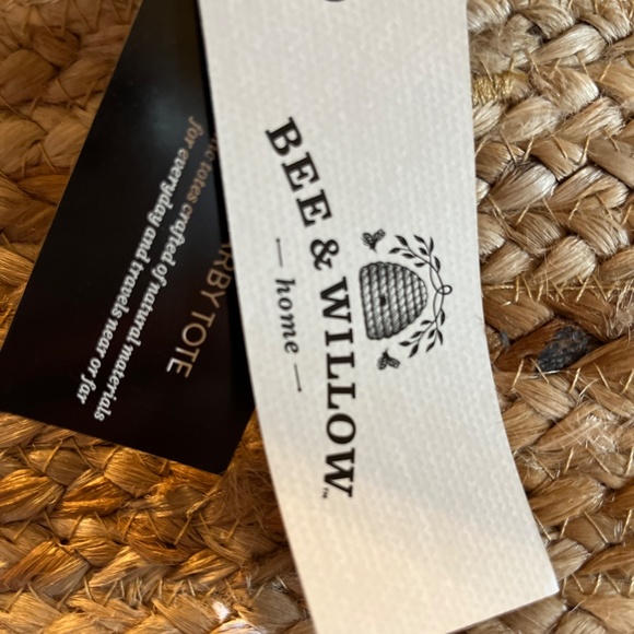 Bee & Willow Home Jute Fern Bag in Natural - Picture 3 of 3